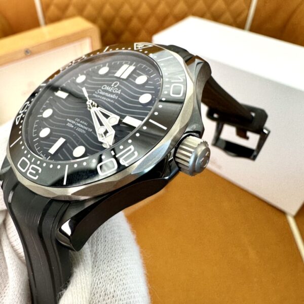 Omega Seamaster 210.92.44.20.01.001 (Black Ceramic, Titanium, White Enamel)