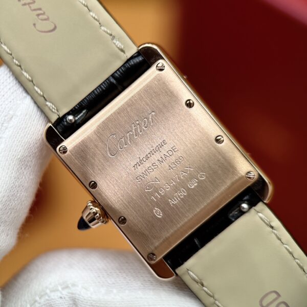 Cartier Tank Series (New Model, Medium Size) Black Alligator Leather Strap