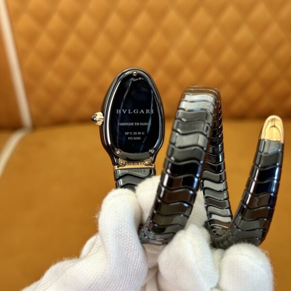 6 Bvlgari Serpenti Series 102532 (Black, Rose Gold, Ceramic Strap, Diamond-Studded, Pink Ceramic Crown, Swiss Quartz Movement)