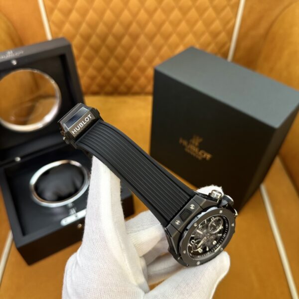 Hublot Big Bang Unico Ceramic Series Ref. 421.CI.1170.RX (Black Ceramic)