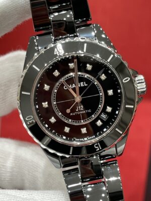 Chanel J12 Series H5702 (Ceramic & Stainless Steel, Black Dial)