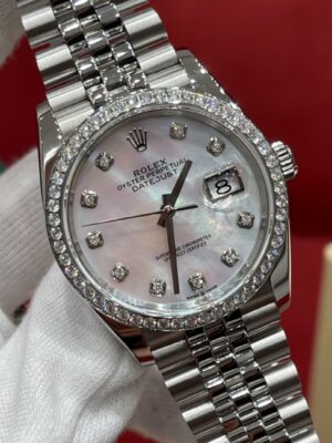 Rolex Datejust m126284rbr-0011 (White Mother-of-Pearl Diamond Bezel)