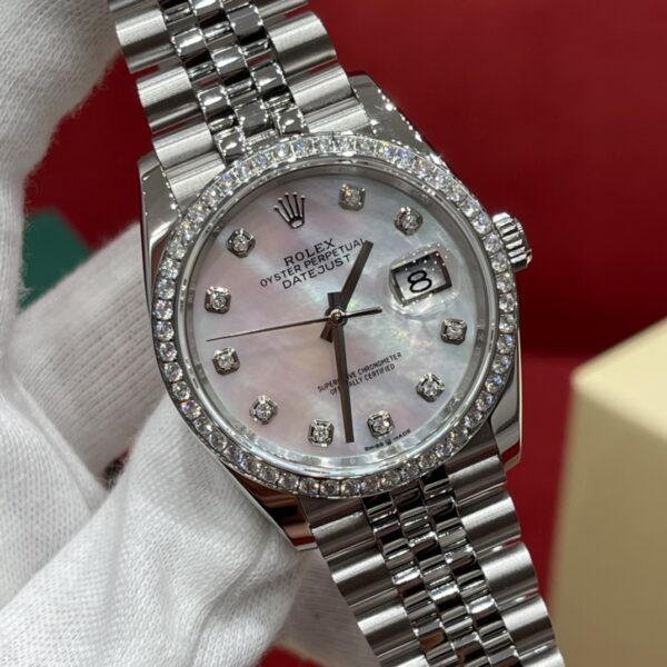 Rolex Datejust m126284rbr-0011 (White Mother-of-Pearl Diamond Bezel)