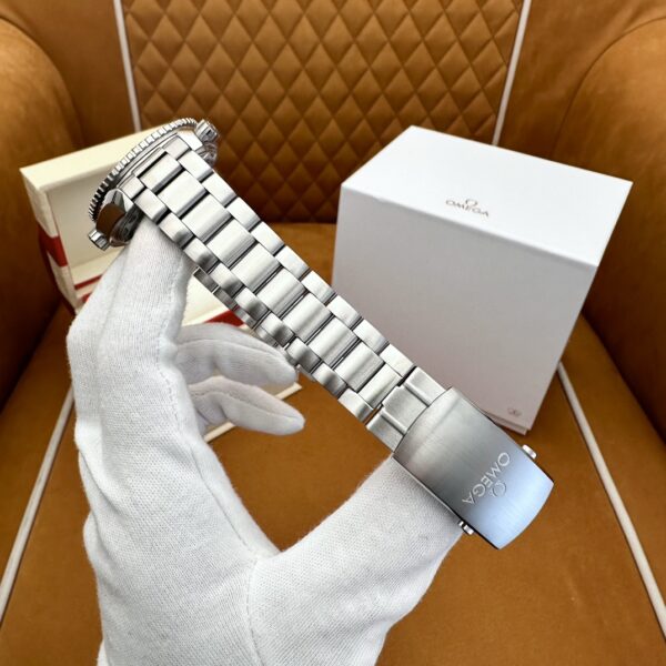 Omega Seamaster 600 215.30.40.20.04.001 (White Ceramic, Stainless Steel)