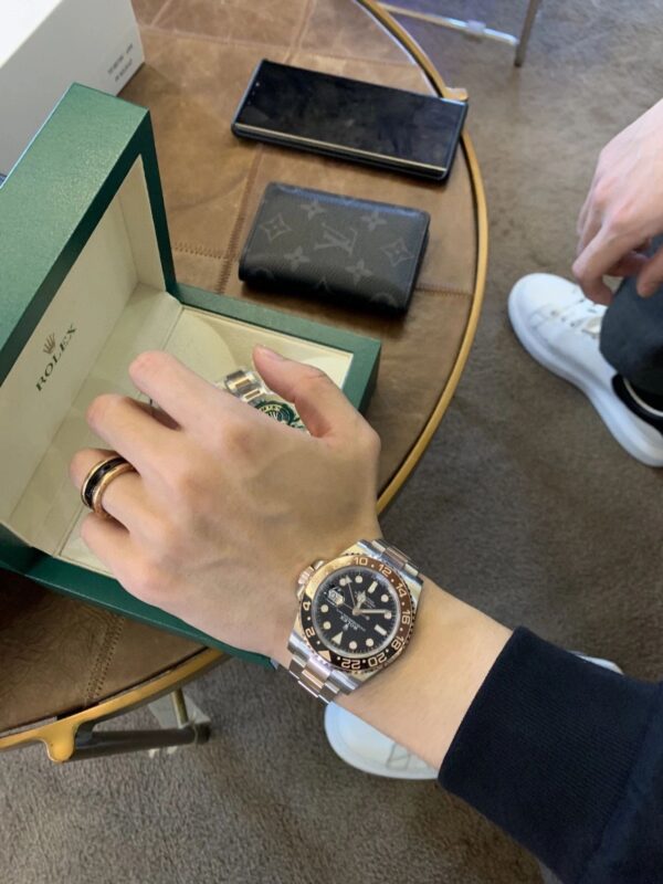 Rolex GMT-Master II m126711chnr-0002（Brown and Black）