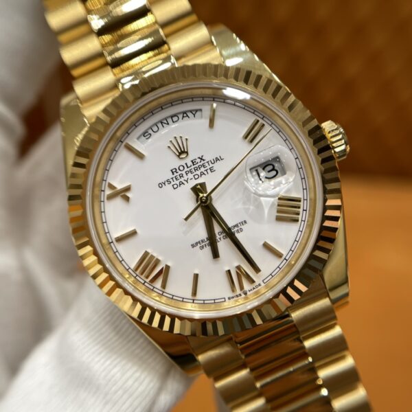 Rolex Day-Date Series M228238-0042 (White Dial, 40mm)