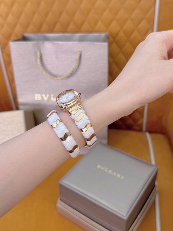 BVLGARI Serpenti 27HF00 (White Dial, Rose Gold & Ceramic)