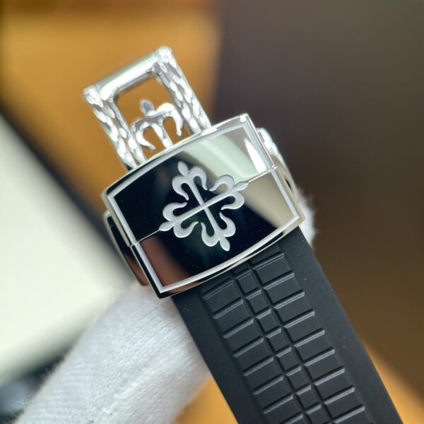 Patek Philippe Aquanaut Ref. 5167A-001