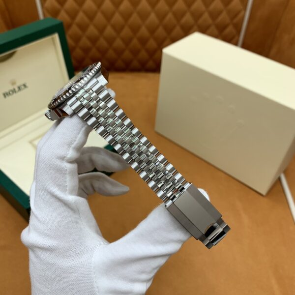 Rolex GMT-Master II m126710grnr-0003（Black Dial）
