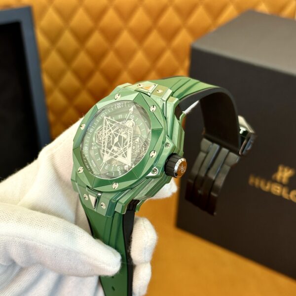 Hublot Big Bang Unico Ceramic Ref. 418.GX.5207.RX.MXM22 (Green Ceramic)