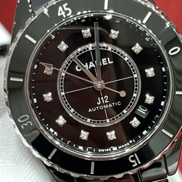 Chanel J12 Series H5702 (Ceramic & Stainless Steel, Black Dial)