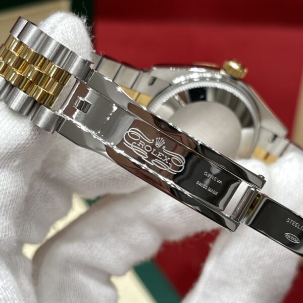 8 Rolex Datejust m278273-0026 (Champagne Dial with Diamond Hour Markers)
