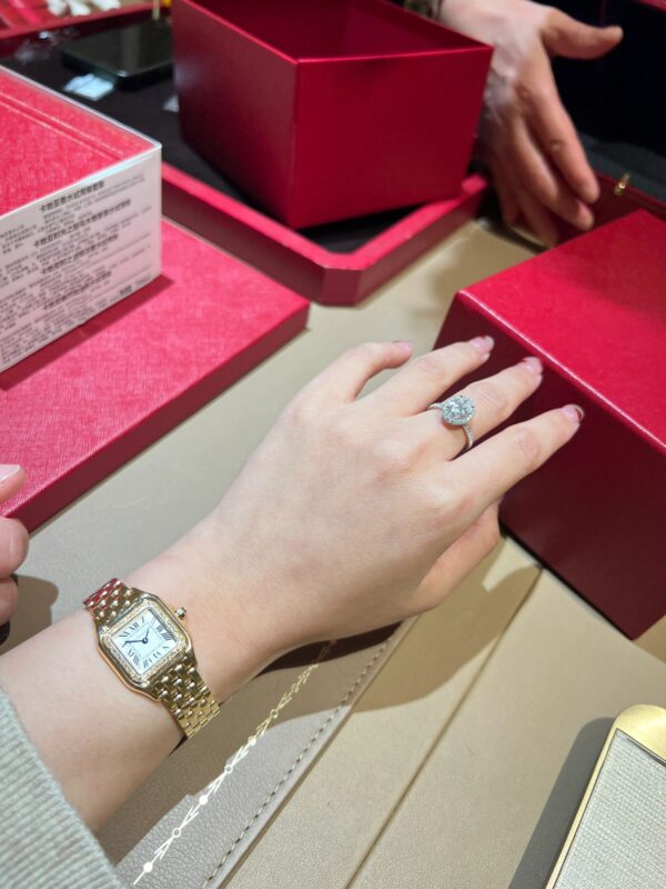 Cartier Leopard Series WJPN0016 (Medium Size, Gold & Swarovski Diamonds)
