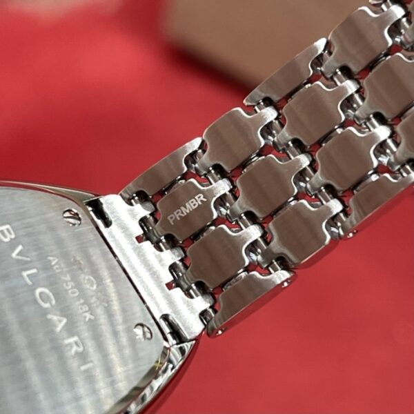 Bvlgari Serpenti 103148 (Opaline Dial, Diamond-Set, 33mm)