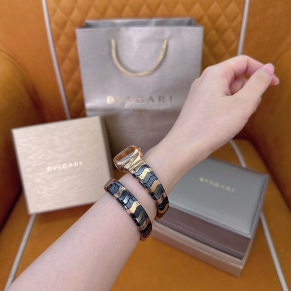 8 BVLGARI LVCEA 102196 (White Mother-of-Pearl, Stainless Steel)