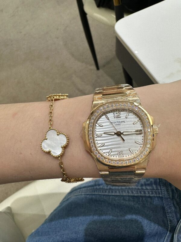 Patek Philippe Nautilus Ref. 7010/1R-011