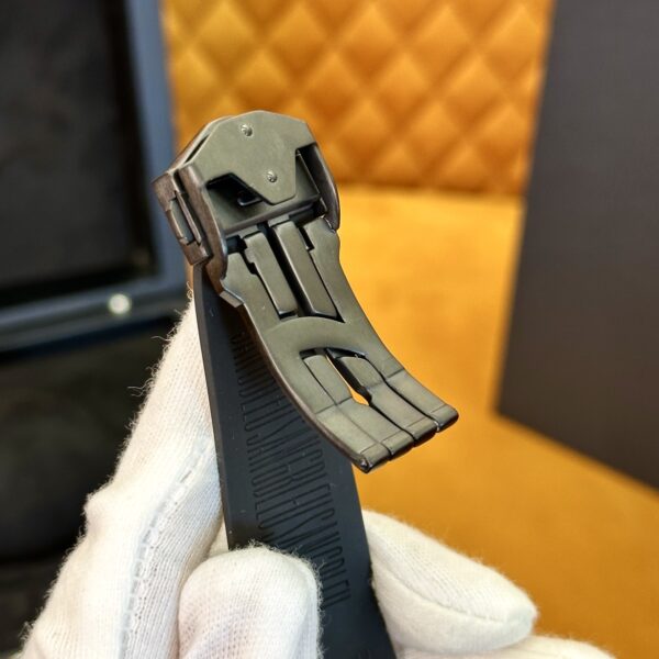 Hublot Big Bang Unico Ceramic Ref. 418.GX.5207.RX.MXM22 (Green Ceramic)
