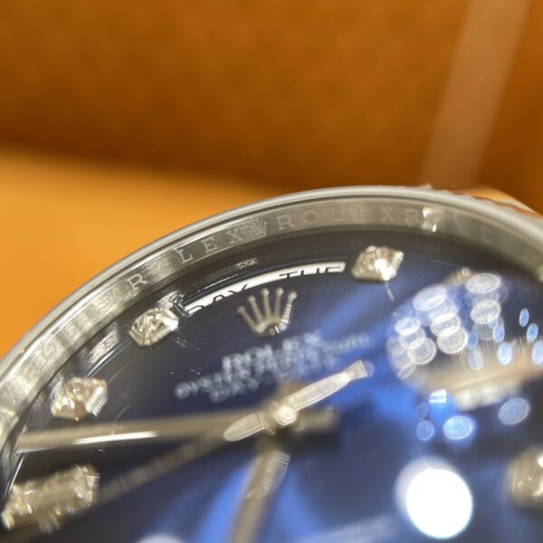 9 Rolex Day-Date m128239-0023 (Gradient Blue Dial)
