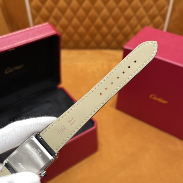 Cartier Tank Series WSTA0041 (New Medium, Stainless Steel, Pearl Silver Dial, Black Calfskin Leather Strap)