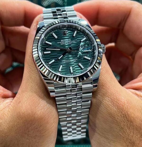Rolex Datejust M126334-0030 (Green Wave Dial, 41mm)