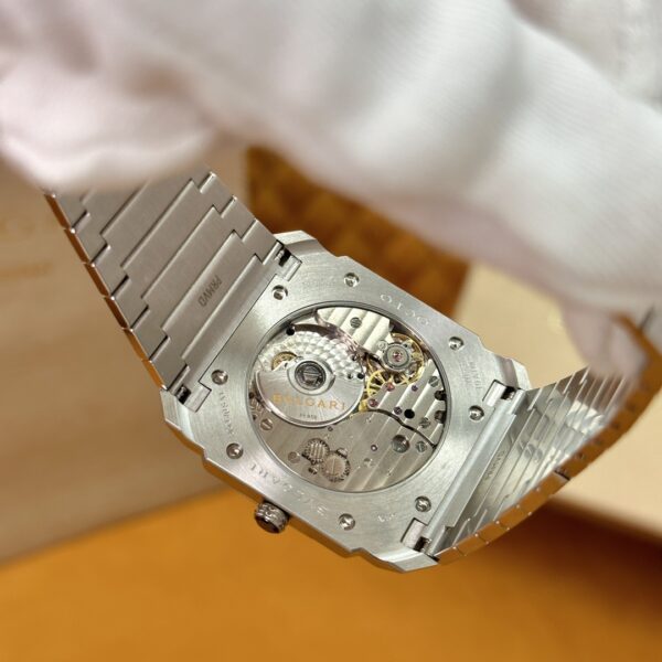 BVLGARI OCTO Series 103297 (40mm, Stainless Steel, Rhodium-Plated, Sapphire Crystal, Ceramic-Embedded Crown, Custom Pearl Rotor Mechanical Movement)